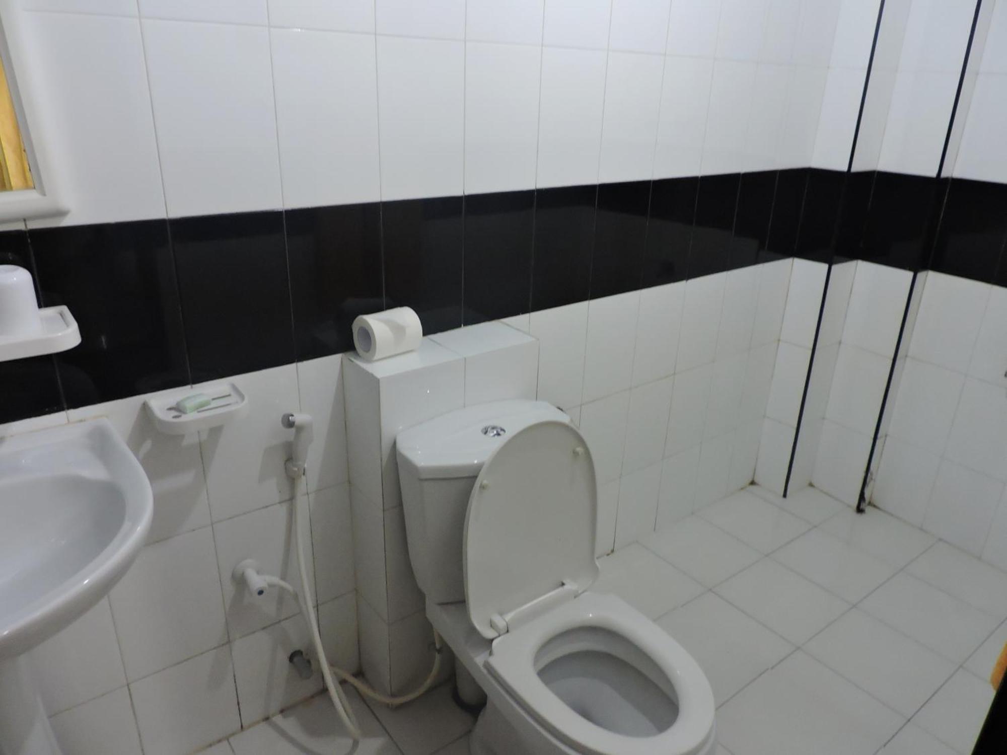 Charlton Kandy City Rest Pokoj fotografie